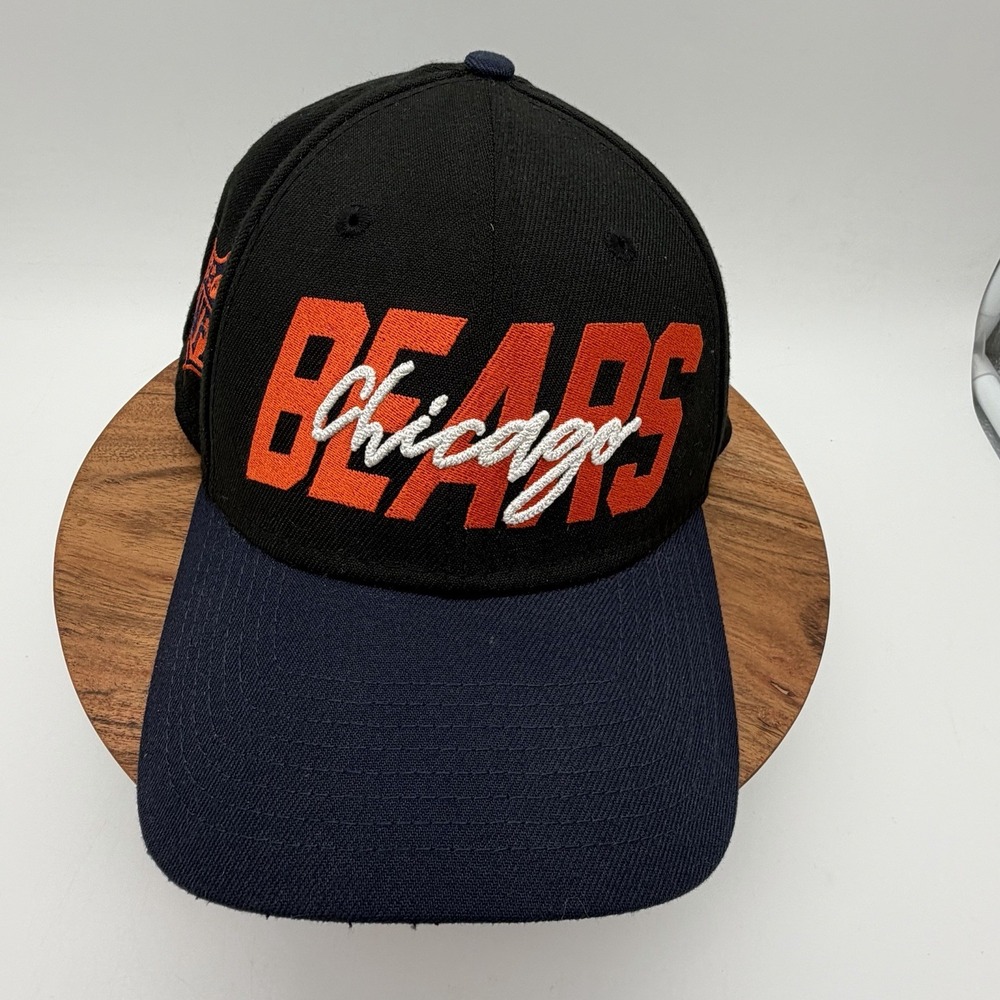 New Era 39THIRTY Chicago Bears NFL Flex Hat Cap Small/Medium Black Blue